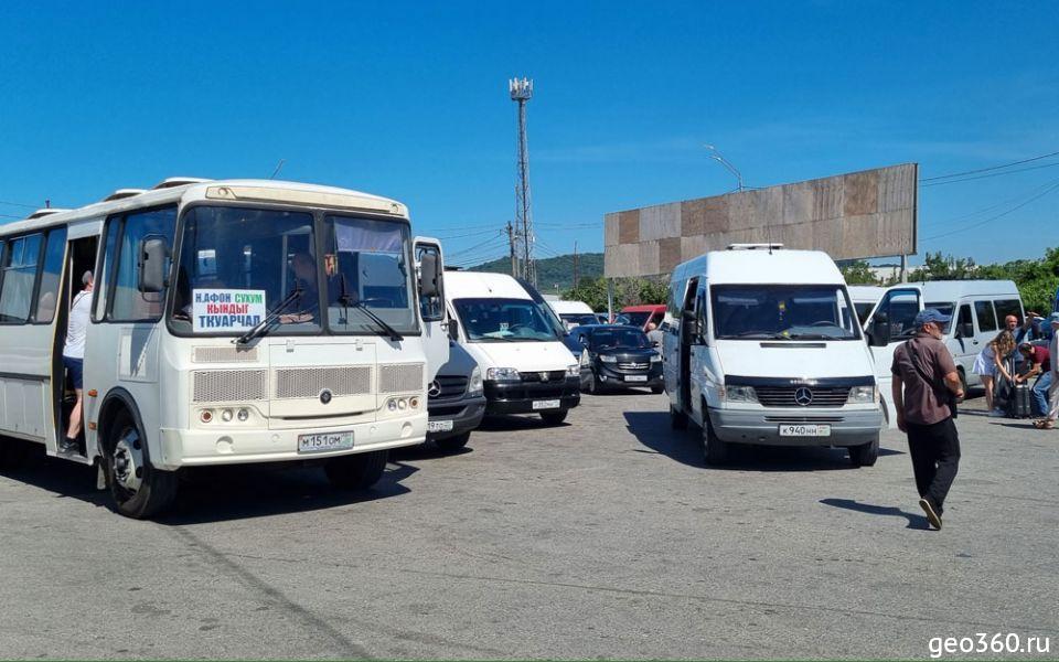 Груповой секс в транспорте видео узрите горячие порно сцены без оплаты