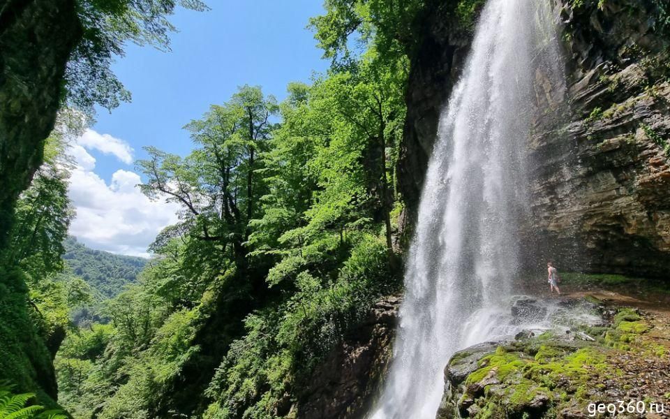 Акармарские водопады в Абхазии