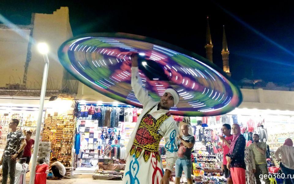 Танура - национальный танец с юбками в Египте