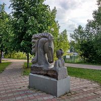 Скульптуры в Наташинском парке
