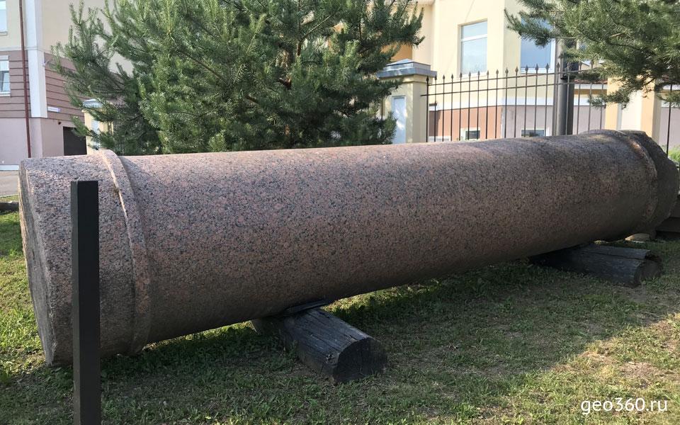 Колонна дореволюционного памятника Ивану Сусанину